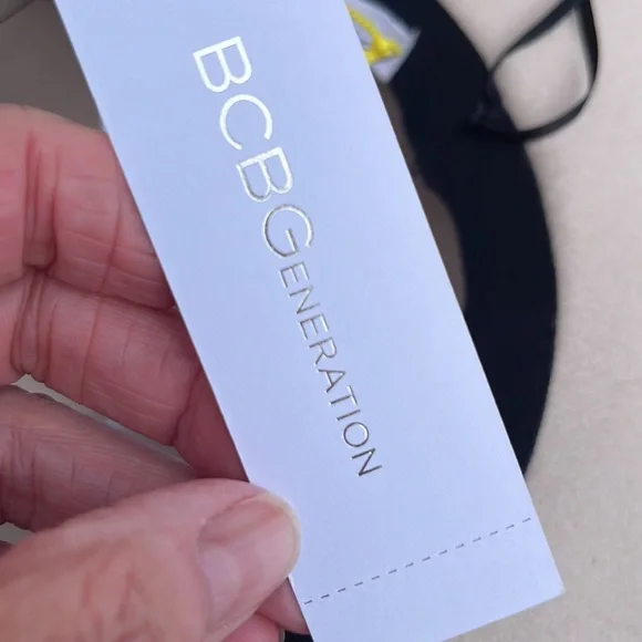 BCBG generation hat new with tags $48 one size with adjustable straps - Picture 6 of 7